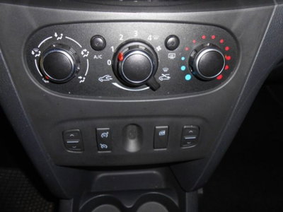 Dacia Sandero Stepway 0.9 TCe 90 CV Comfort (15)