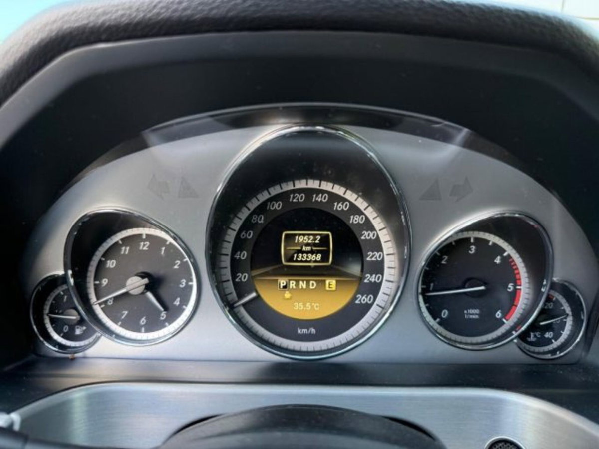 Mercedes-Benz Classe E 250 CDI BlueEFFICIENCY 4M. Avantgarde (12)