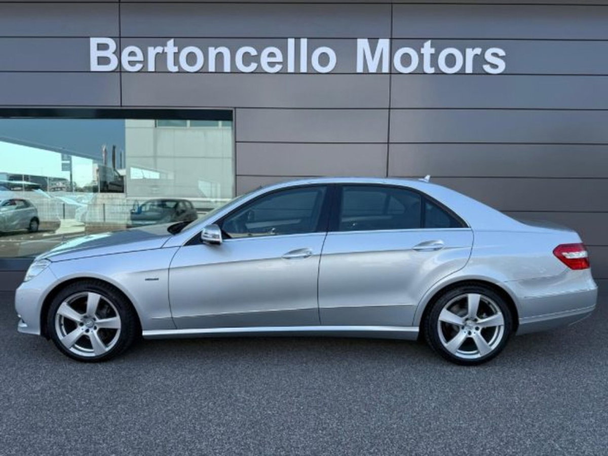 Mercedes-Benz Classe E 250 CDI BlueEFFICIENCY 4M. Avantgarde (3)