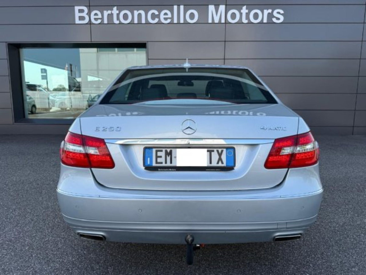 Mercedes-Benz Classe E 250 CDI BlueEFFICIENCY 4M. Avantgarde (5)