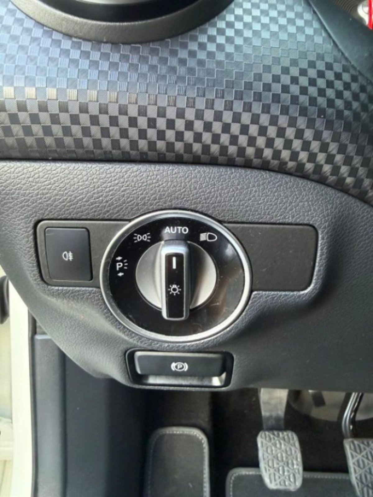 Mercedes-Benz Classe A 200 d Sport (17)