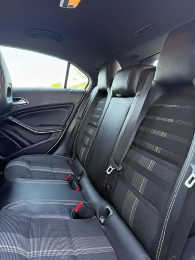 Mercedes-Benz Classe A 200 d Sport (19)