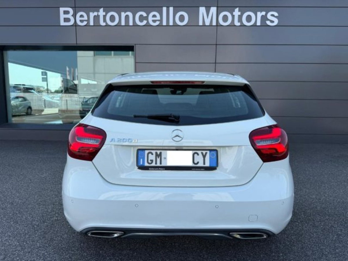 Mercedes-Benz Classe A 200 d Sport (5)