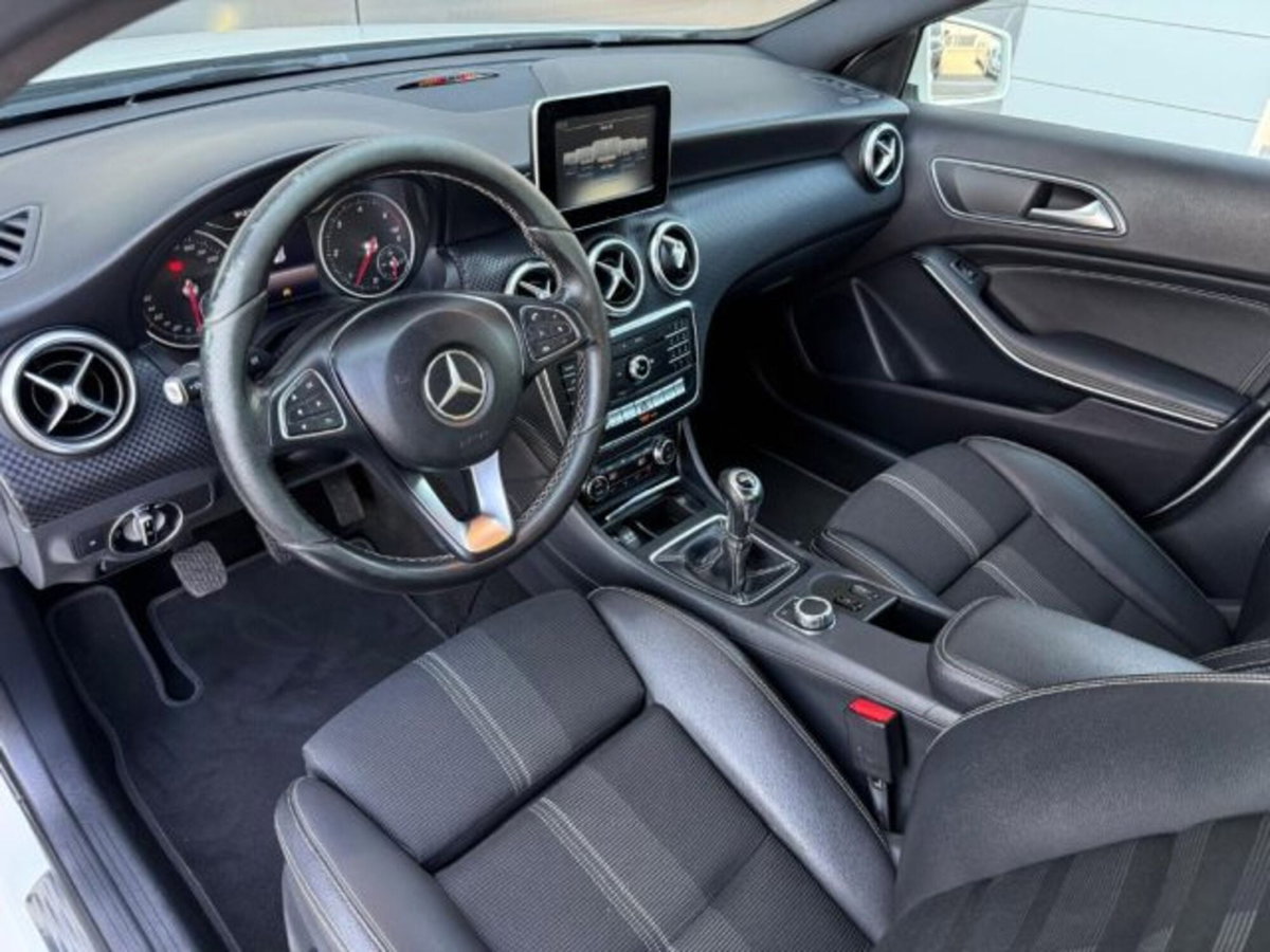 Mercedes-Benz Classe A 200 d Sport (8)