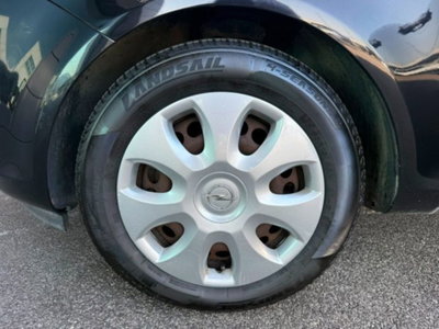 Opel Corsa 1.2 5 porte Cosmo (6)