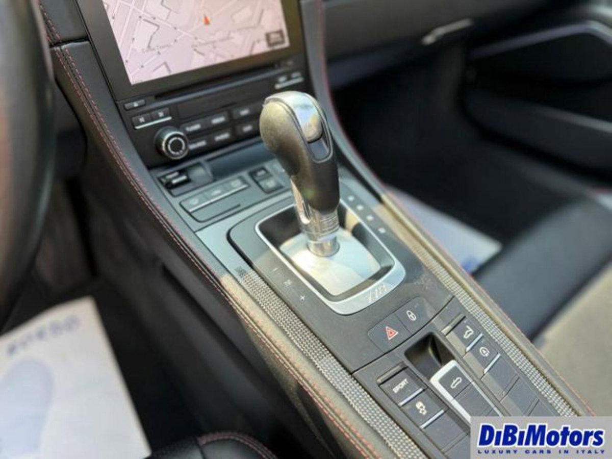 Porsche 718 Boxster  Boxster 2.0 T (14)