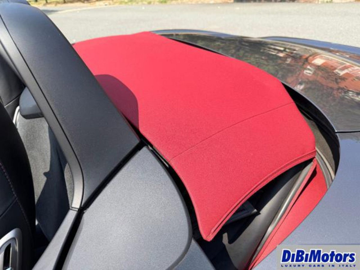 Porsche 718 Boxster  Boxster 2.0 T (18)
