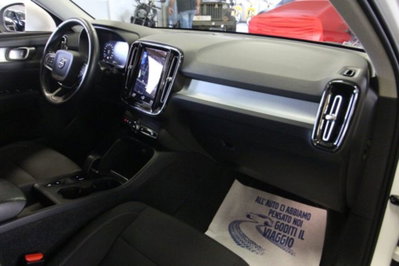 Volvo XC40 T4 Recharge Plug-in Hybrid Inscription Expression (10)