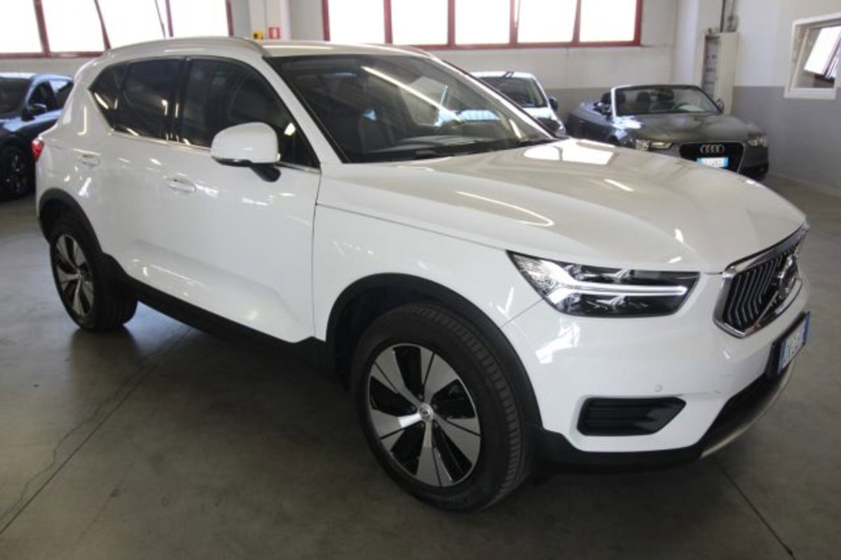 Volvo XC40 T4 Recharge Plug-in Hybrid Inscription Expression (3)