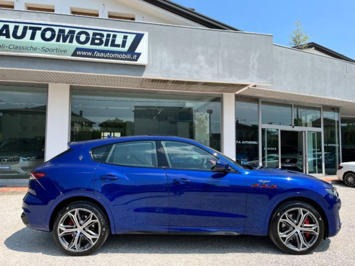 Maserati Levante Levante V8 580 CV AWD Trofeo (14)