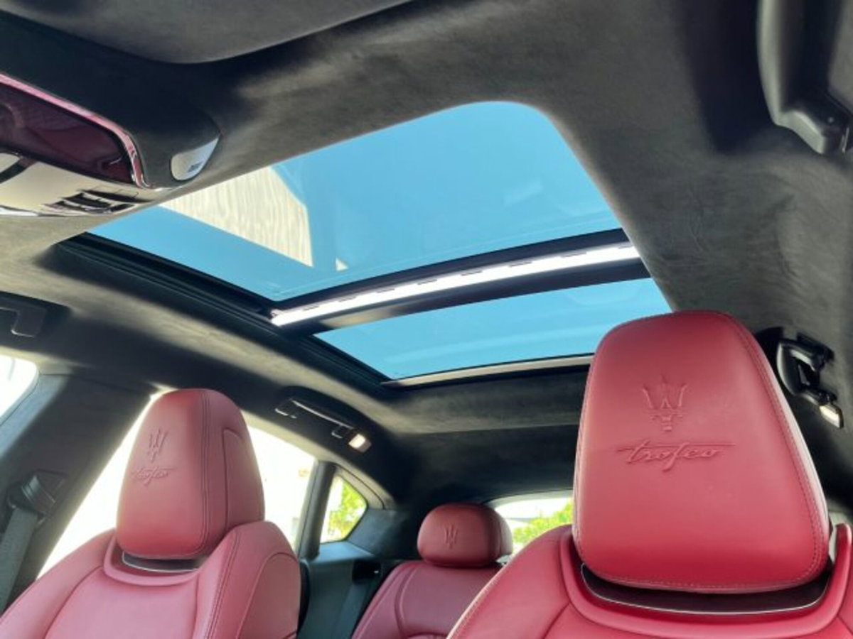 Maserati Levante Levante V8 580 CV AWD Trofeo (16)