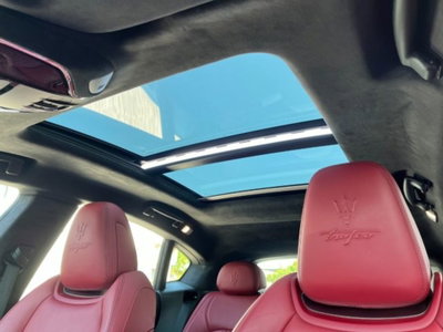 Maserati Levante Levante V8 580 CV AWD Trofeo (16)