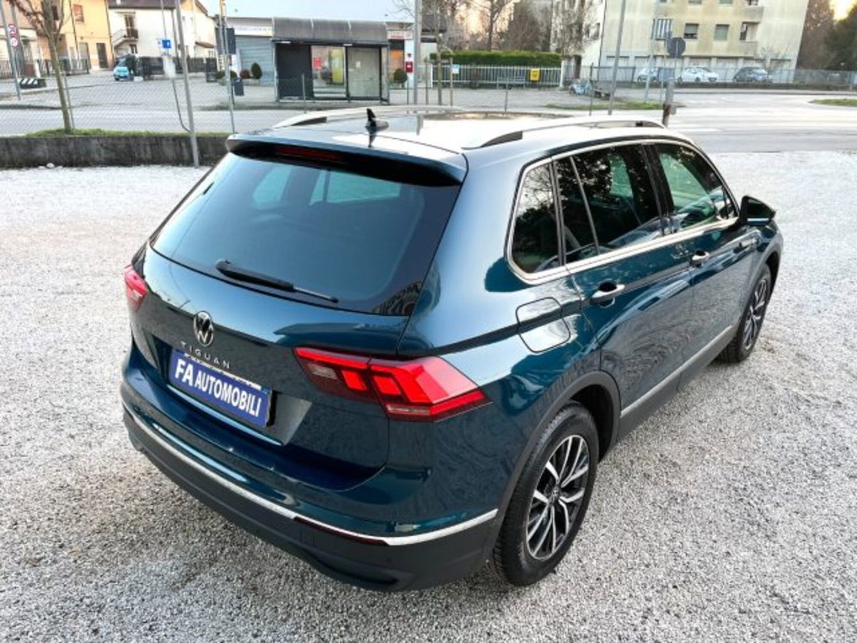 Volkswagen Tiguan 2.0 TDI SCR Life (13)