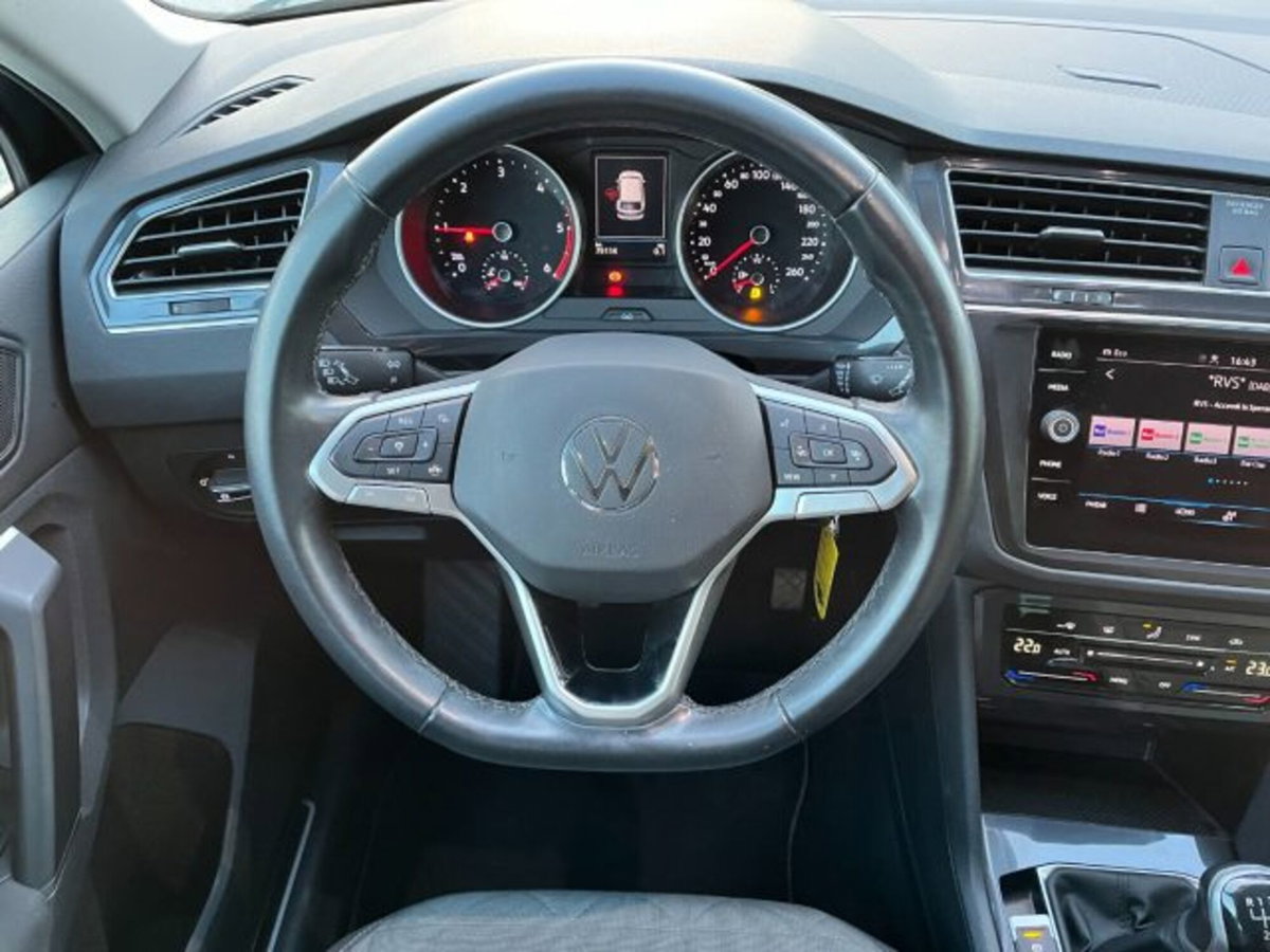 Volkswagen Tiguan 2.0 TDI SCR Life (18)