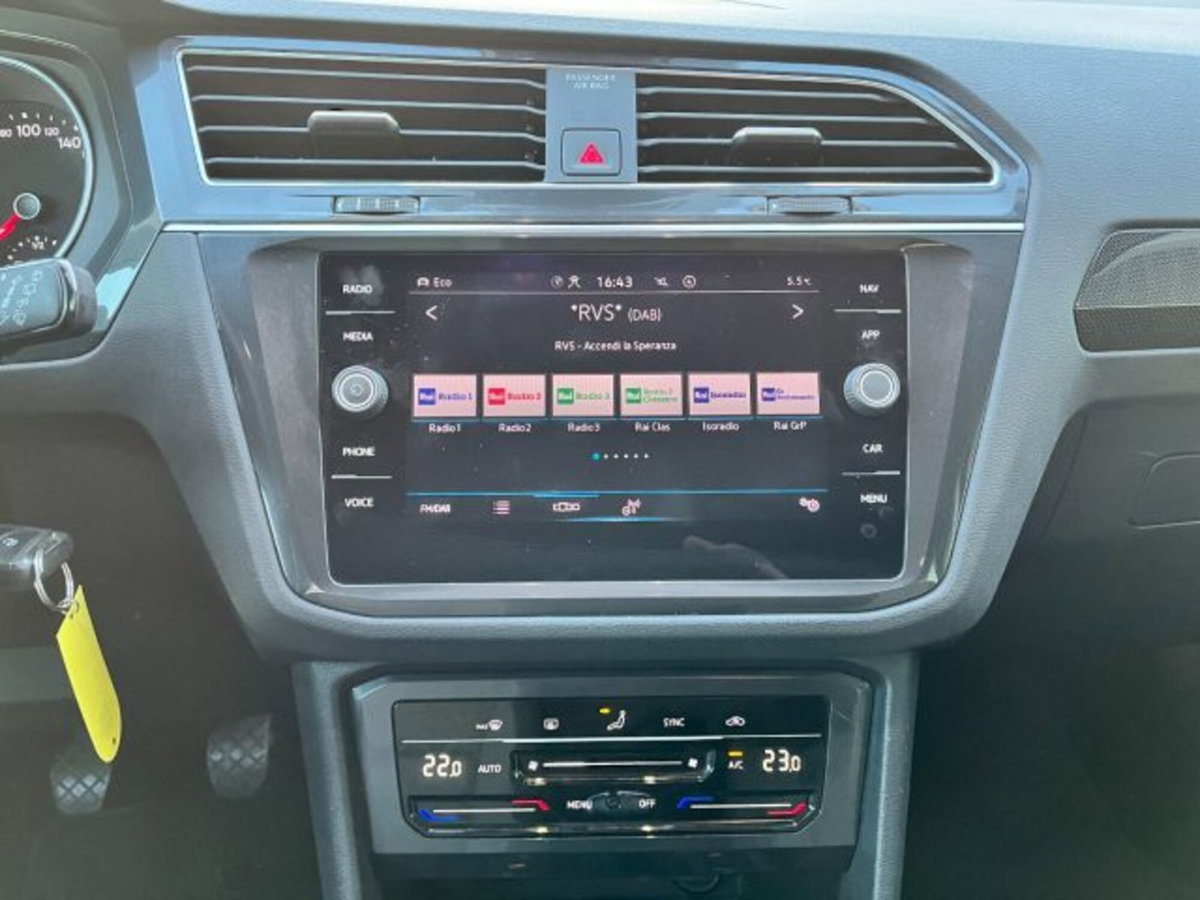 Volkswagen Tiguan 2.0 TDI SCR Life (19)