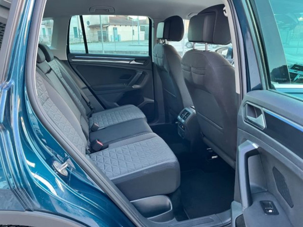 Volkswagen Tiguan 2.0 TDI SCR Life (9)