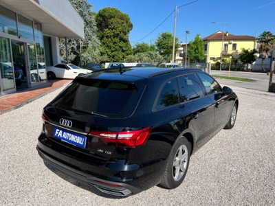 Audi A4 Avant 35 TDI/163 CV S tronic Business Advanced (13)
