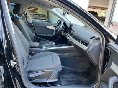 Audi A4 Avant 35 TDI/163 CV S tronic Business Advanced (8)