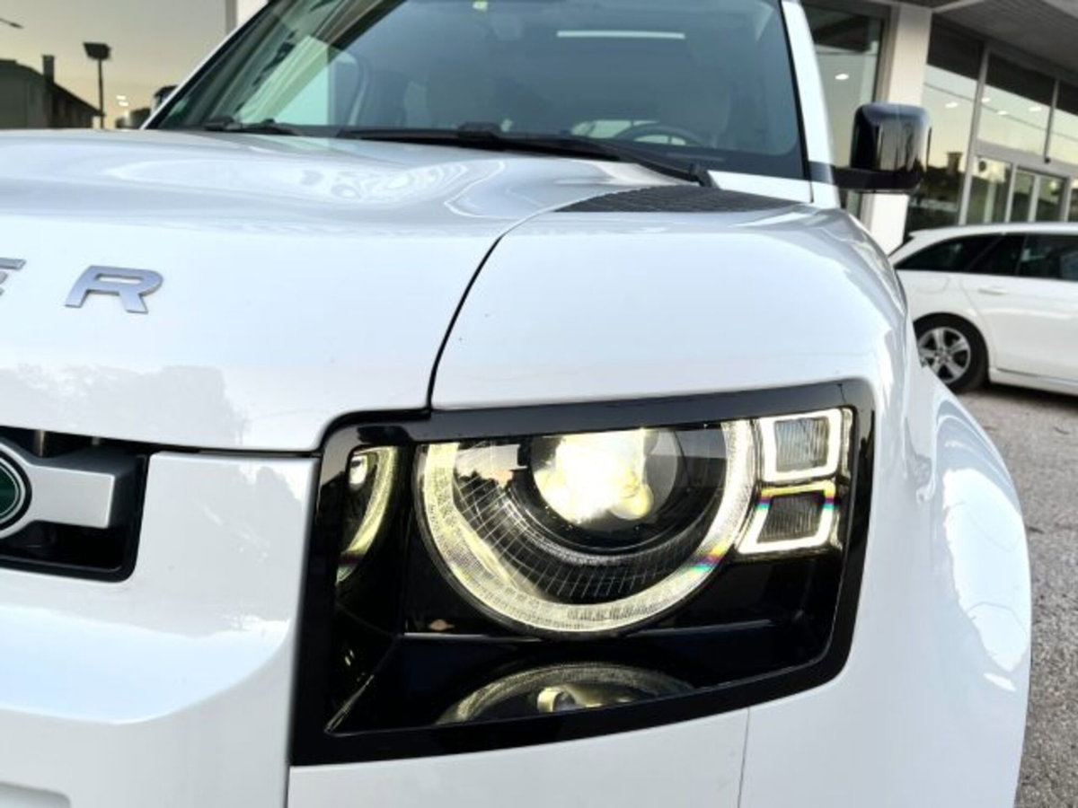 Land Rover Defender 110 3.0d i6 mhev X-Dynamic SE awd 200cv auto (16)