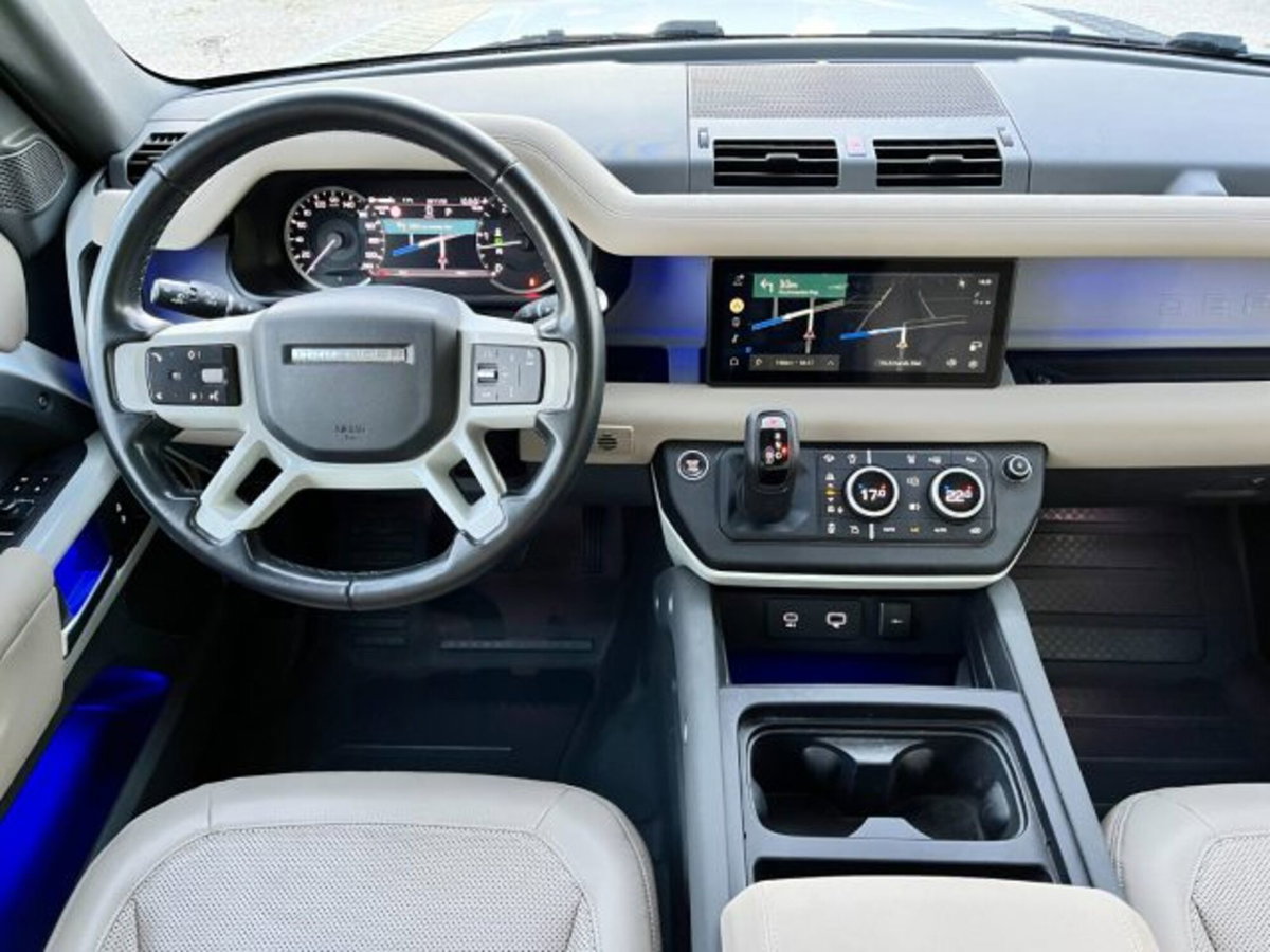 Land Rover Defender 110 3.0d i6 mhev X-Dynamic SE awd 200cv auto (7)