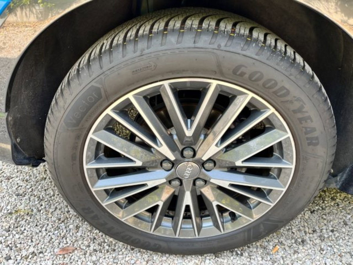 Audi Q3 Sportback 35 TDI quattro S tronic S line edition (11)