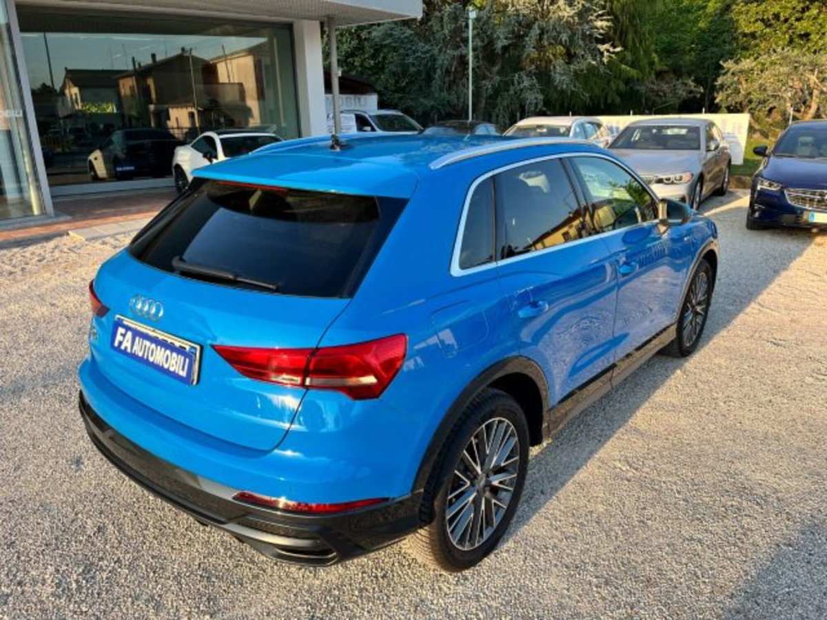 Audi Q3 Sportback 35 TDI quattro S tronic S line edition (13)