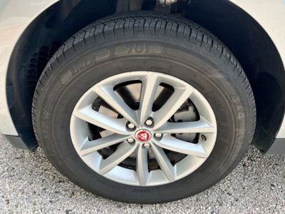 Jaguar F-Pace 3.0 D V6 300 CV AWD aut. Portfolio (11)