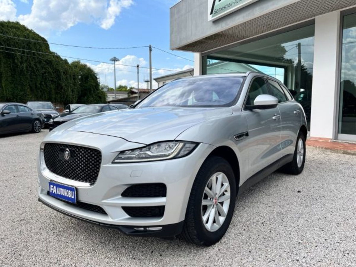 Jaguar F-Pace 3.0 D V6 300 CV AWD aut. Portfolio (2)