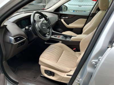 Jaguar F-Pace 3.0 D V6 300 CV AWD aut. Portfolio (5)
