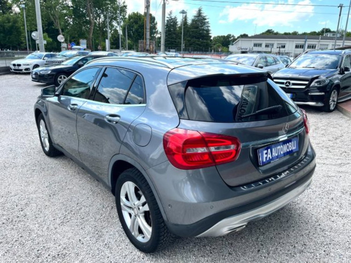 Mercedes-Benz GLA SUV 220 d Automatic 4Matic Enduro (16)
