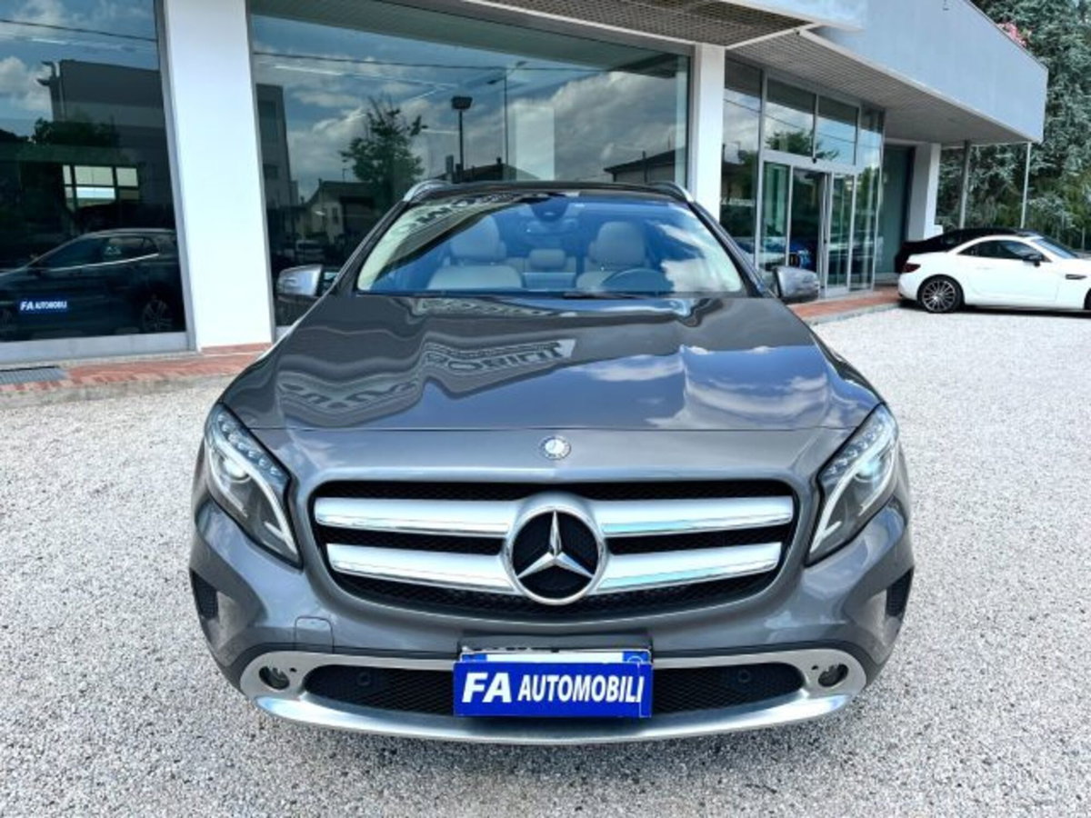 Mercedes-Benz GLA SUV 220 d Automatic 4Matic Enduro (3)
