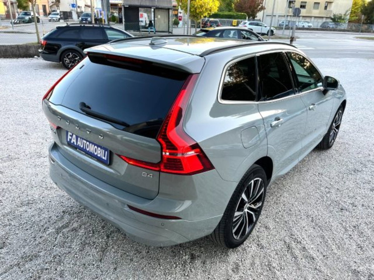Volvo XC60 B4 automatico Core (13)