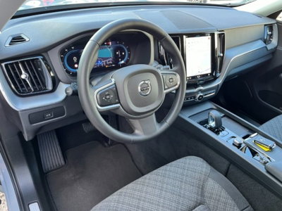 Volvo XC60 B4 automatico Core (18)