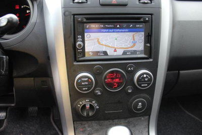 Suzuki Grand Vitara 1.9 DDiS 5 porte Crossover Evolution Plus (10)