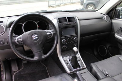 Suzuki Grand Vitara 1.9 DDiS 5 porte Crossover Evolution Plus (8)