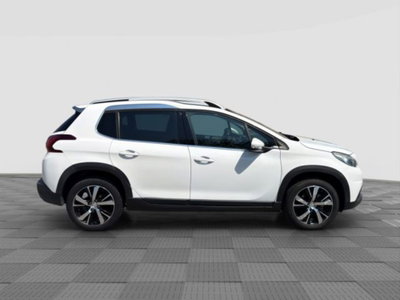 Peugeot 2008 120 S&S Allure (6)
