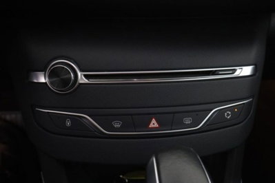Peugeot 308 BlueHDi 120 S&S EAT6 Allure (10)