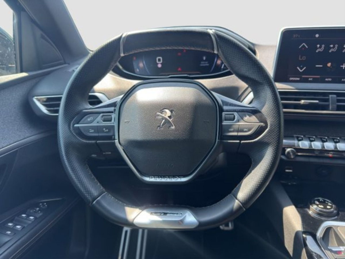 Peugeot 3008 BlueHDi 130 S&S EAT8 GT Line (12)