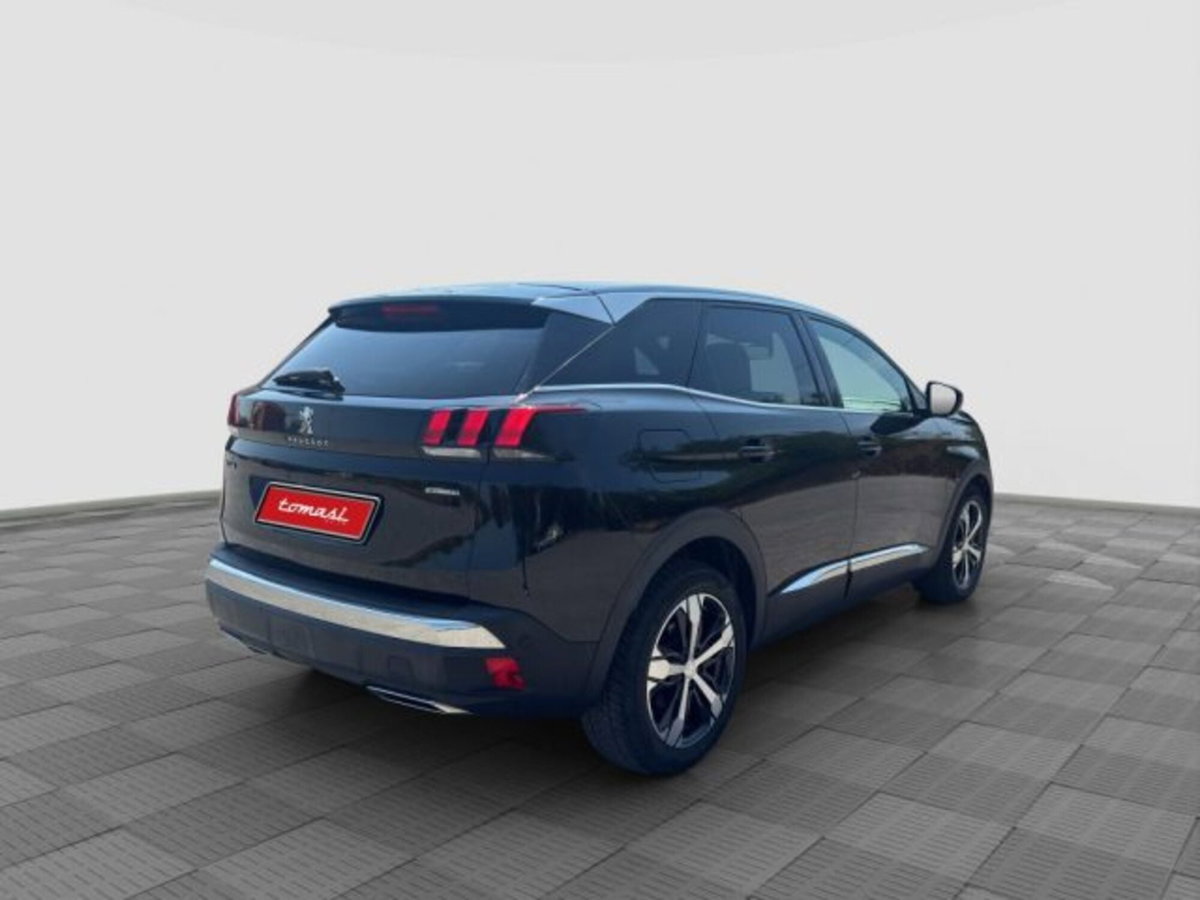 Peugeot 3008 BlueHDi 130 S&S EAT8 GT Line (5)