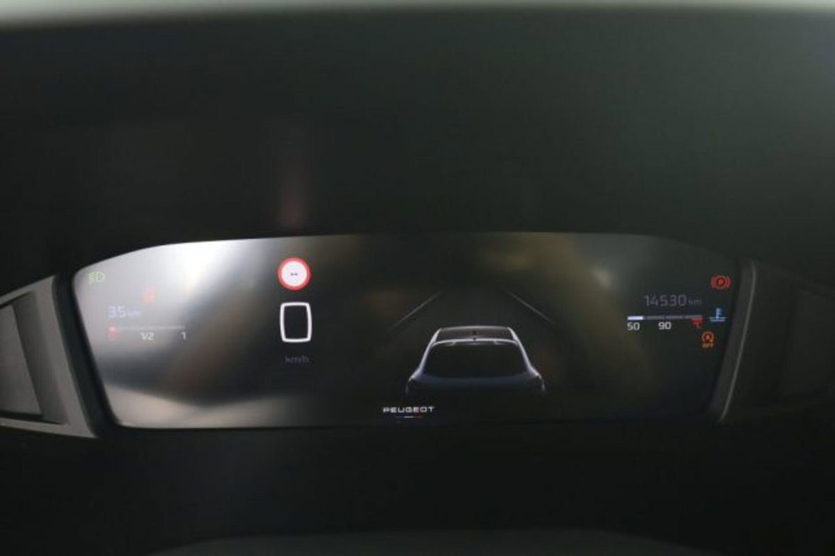 Peugeot 208 PureTech 100 Stop&Start 5 porte Allure (7)