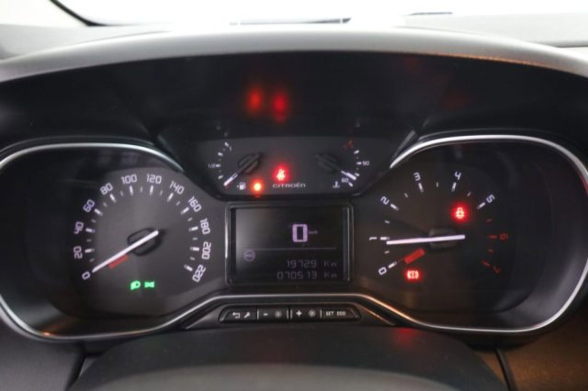 Citroen C3 Aircross 1.2 puretech Max s&s 110cv (7)