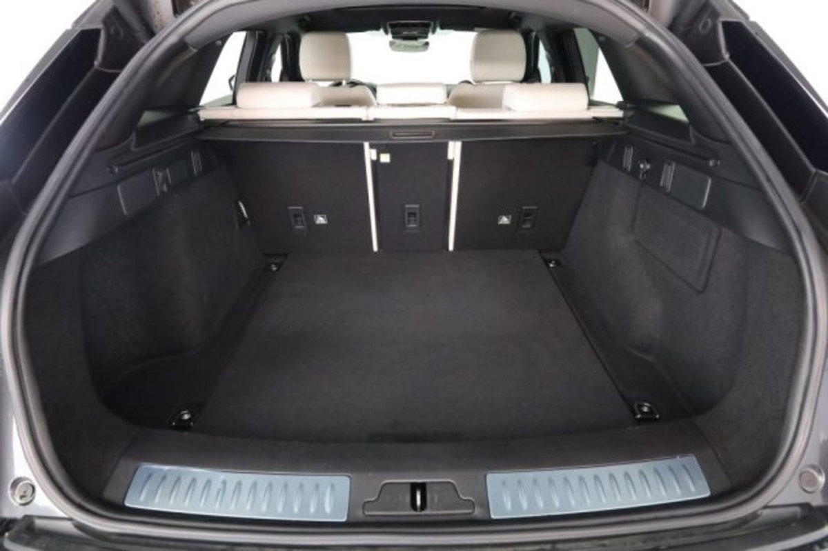 Land Rover Range Rover Velar 2.0D I4 240 CV R-Dynamic S (6)