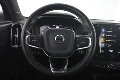 Volvo XC40 T4 Recharge Plug-in Hybrid R-design (5)
