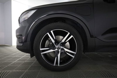 Volvo XC40 T4 Recharge Plug-in Hybrid R-design (8)
