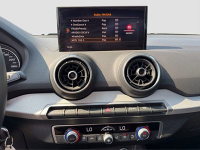 Audi Q2 Q2 35 TFSI S tronic Business (17)