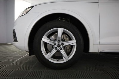 Audi Q5 35 TDI S tronic Business Sport (8)