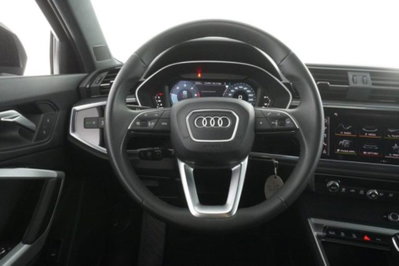 Audi Q3 Sportback 35 2.0 tdi Identity Black s-tronic (5)