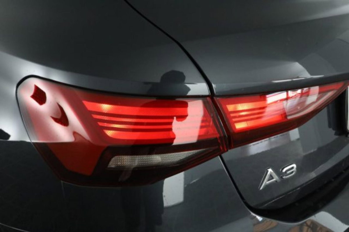 Audi A3 Sportback 30 TFSI Business (10)