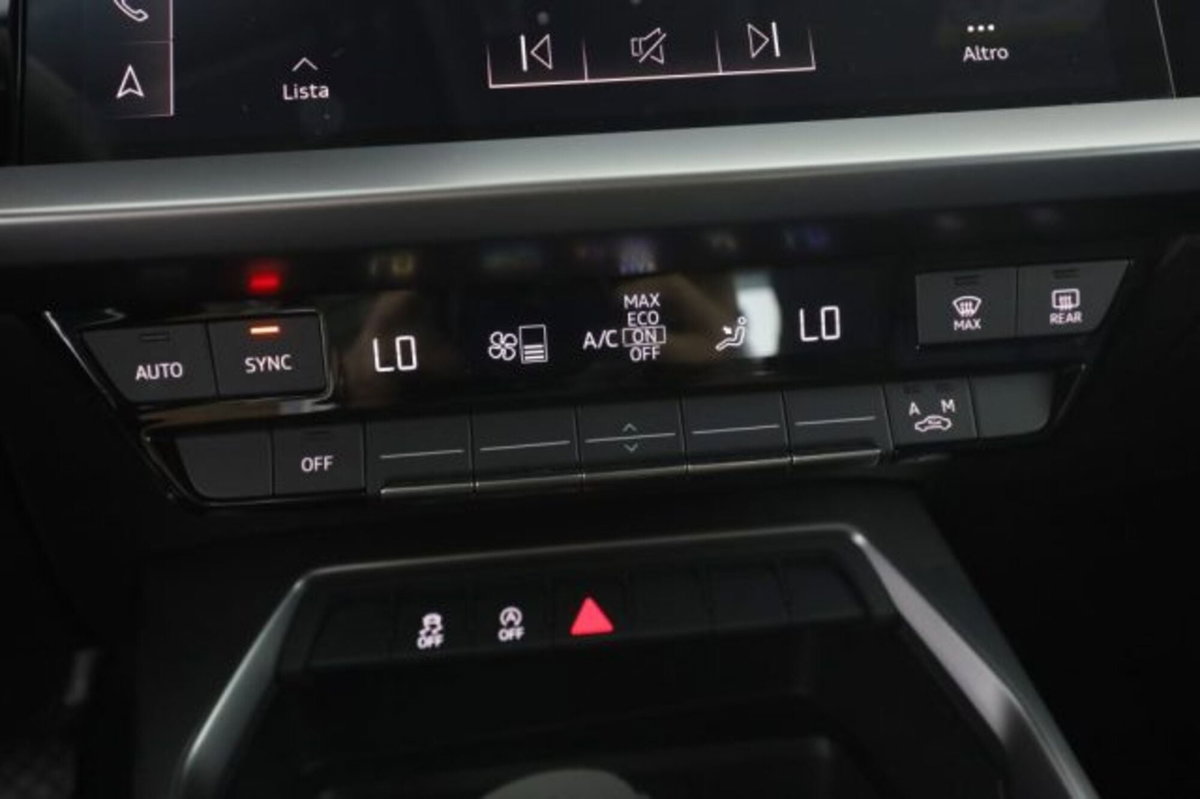 Audi A3 Sportback 30 TFSI Business (12)