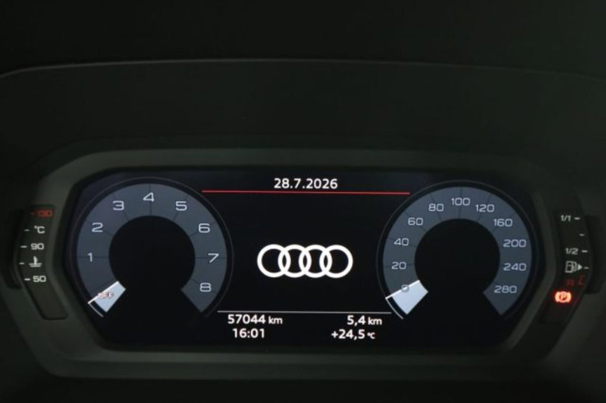 Audi A3 Sportback 30 TFSI Business (7)